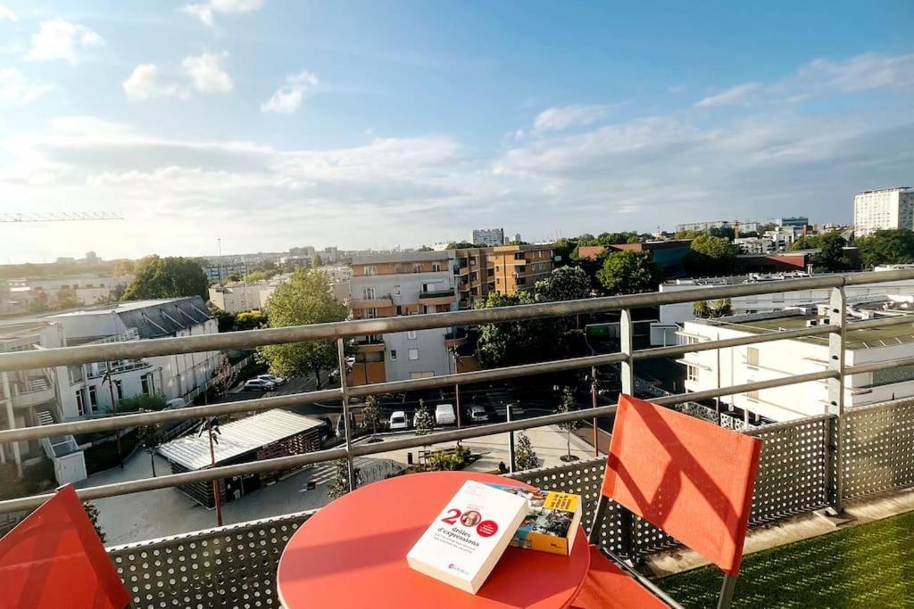 Penthouse De Standing: Vue Paris- 10Min De L'Aeroport Orly - Parking Gratuit Exterior foto